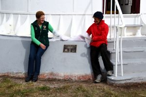 Unveiling plaque at Tasman Island  Lighthouse April 2015