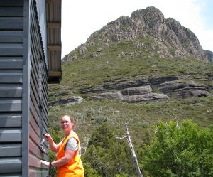 Kelly outside the Rangers Hut, ably supervised by Little Horn (PD)