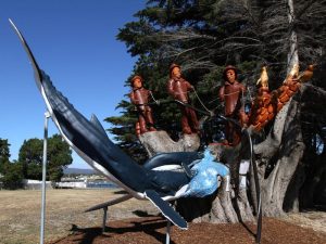 Pine carving at Windmill Point